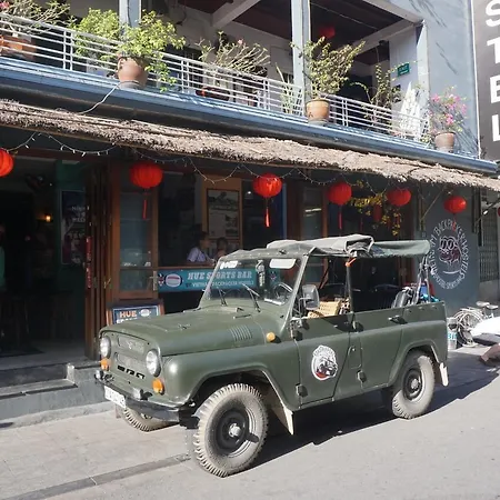 Vietnam Backpacker Hostels - Hue-3